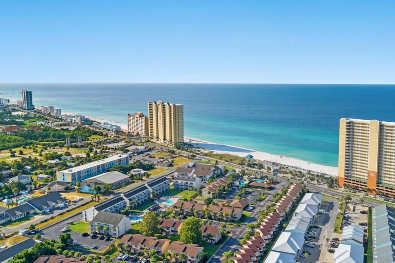Experience Starlit Nights From Beach Happy'S Balcony Overlooking The Community Pool At Beachwalk Villa Panama City Beach Exterior foto