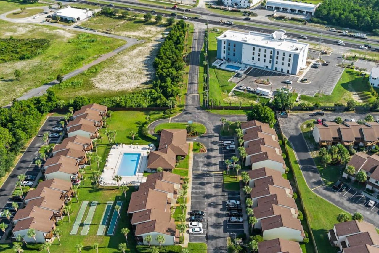 Experience Starlit Nights From Beach Happy'S Balcony Overlooking The Community Pool At Beachwalk Villa Panama City Beach Exterior foto