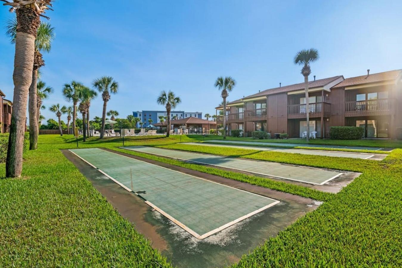 Experience Starlit Nights From Beach Happy'S Balcony Overlooking The Community Pool At Beachwalk Villa Panama City Beach Exterior foto