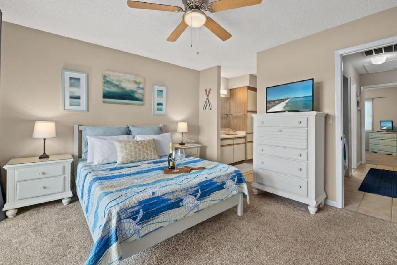 Experience Starlit Nights From Beach Happy'S Balcony Overlooking The Community Pool At Beachwalk Villa Panama City Beach Exterior foto